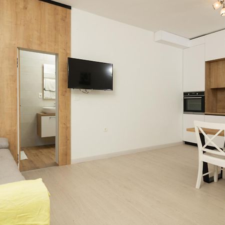 Apartments & Rooms Konoba Tomic Gornji Humac Chambre photo