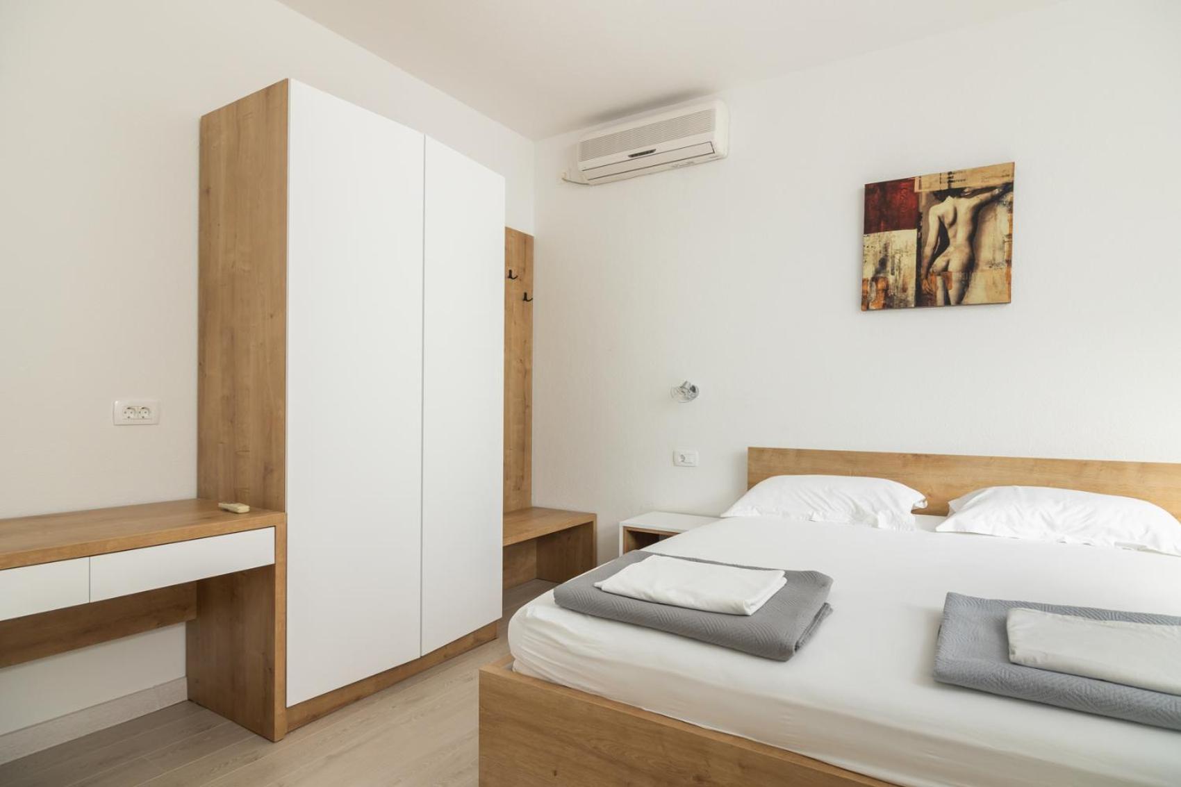 Apartments & Rooms Konoba Tomic Gornji Humac Chambre photo