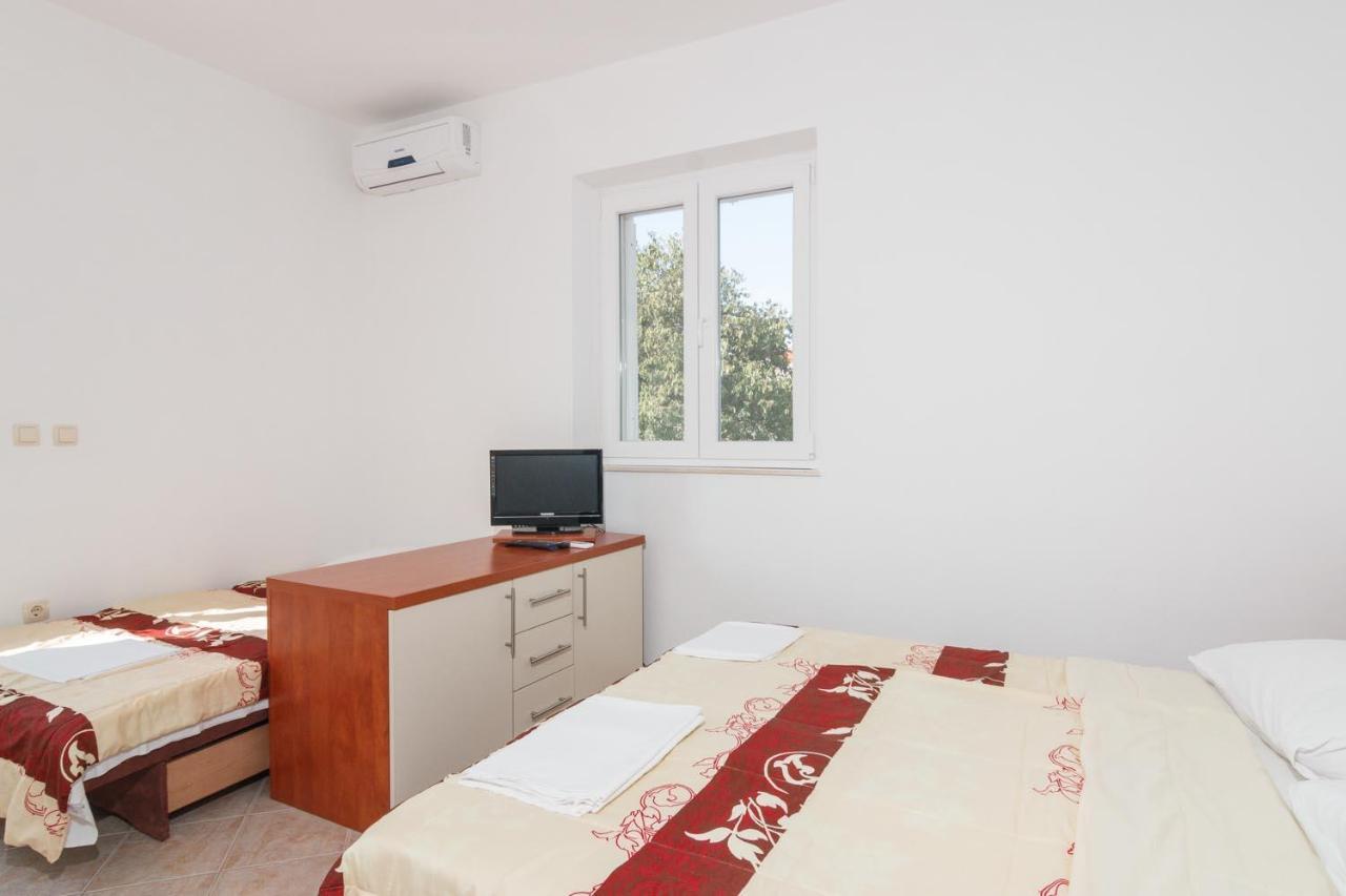 Apartments & Rooms Konoba Tomic Gornji Humac Extérieur photo
