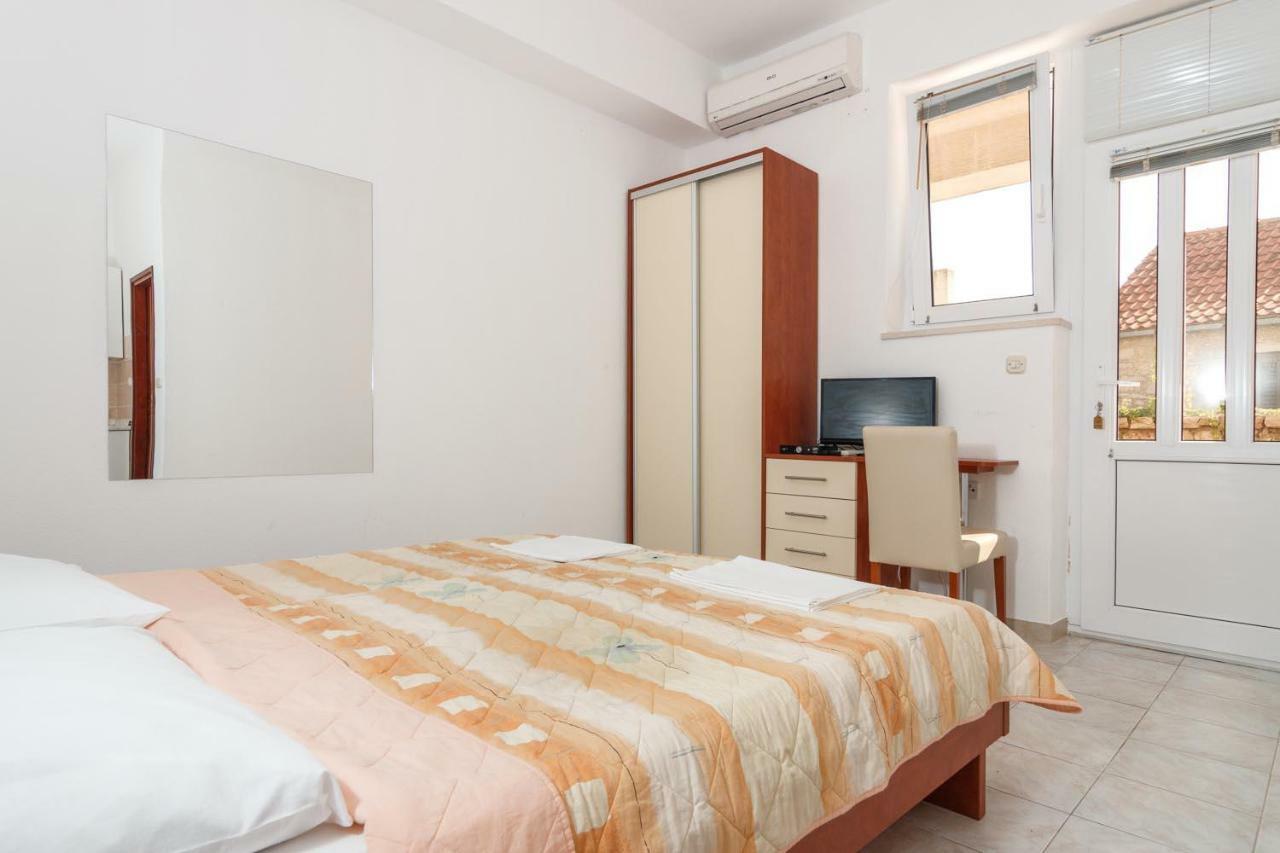 Apartments & Rooms Konoba Tomic Gornji Humac Extérieur photo